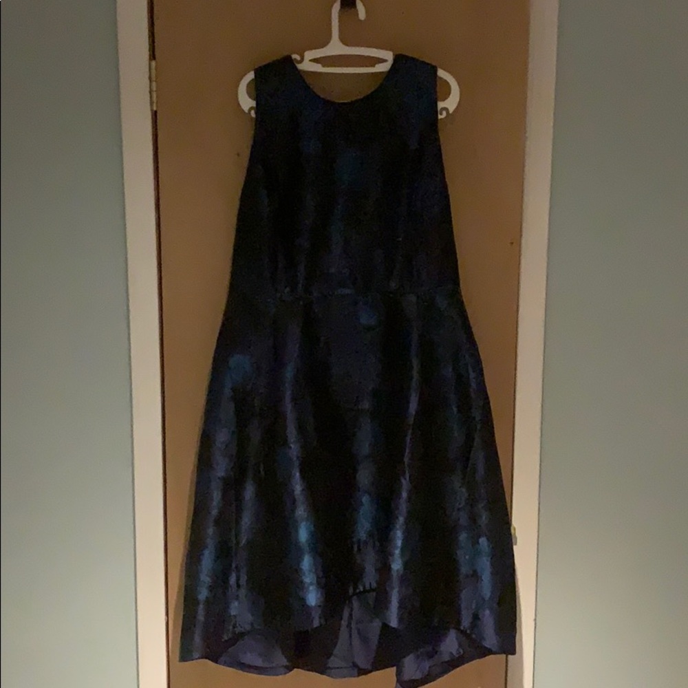 White House Black market high low Jacquard dress